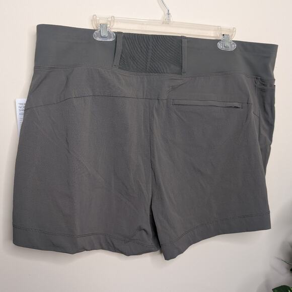 Athleta Trekkie North Shorts – Size 20 – NWT - Picture 5 of 9